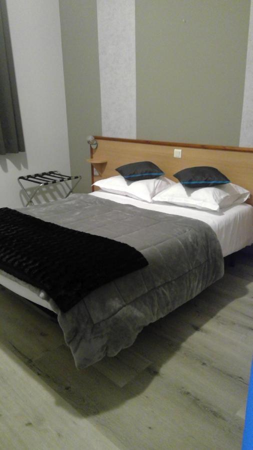 Le Beauregard Hotel บรีฟ-ลา-เกยยาร์ด ภายนอก รูปภาพ